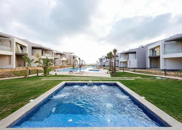 Boho Sokhna - Families Only